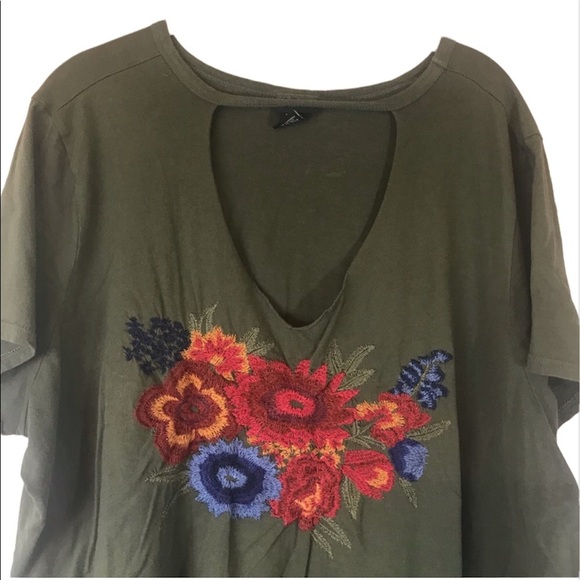 TORRID OLIVE EMBROIDERED CHOKER TEE - Picture 5 of 10